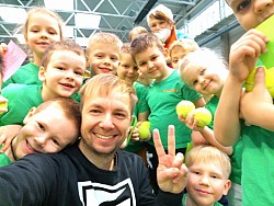 Šiaulių teniso akademijoje pradėtas vystyti JTI projektas, sėkmingai tęsia savo veiklą ir šią savaitę !!!